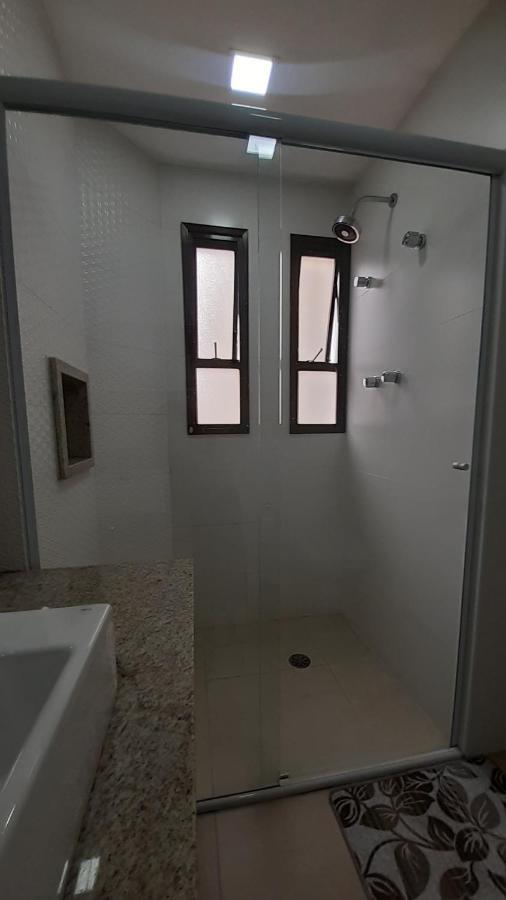 Апартаменты Lindo Flat No Edificio Cosmopolitan, Com Garagem E Piscina Сантос Экстерьер фото